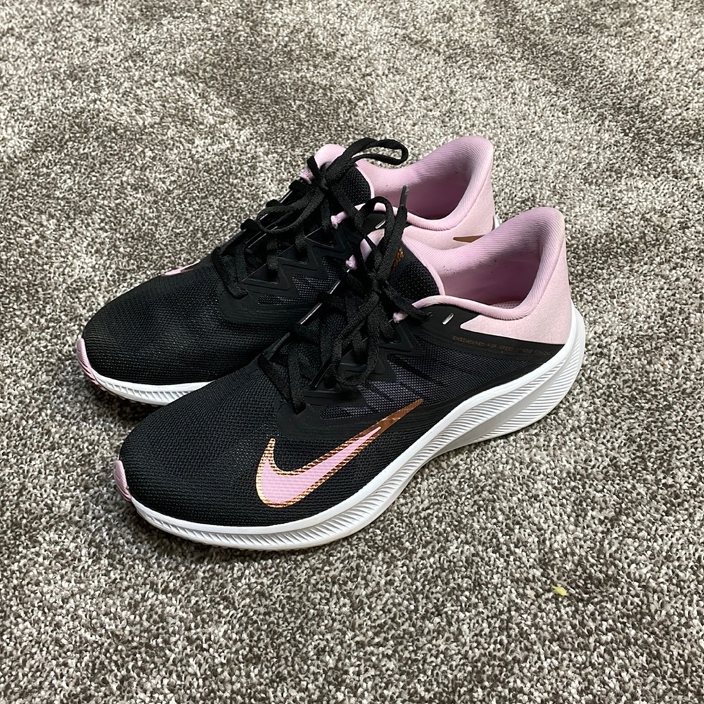 Nike Women’s Shoes 💓